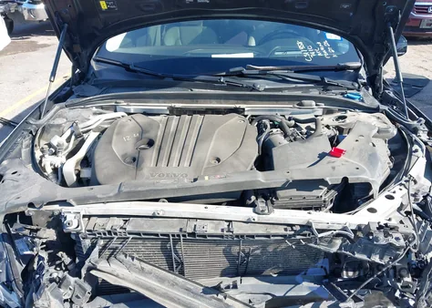 2022 Volvo S60 B5 Inscription from USA, damaged, VIN 7JRL12TL8NG177410